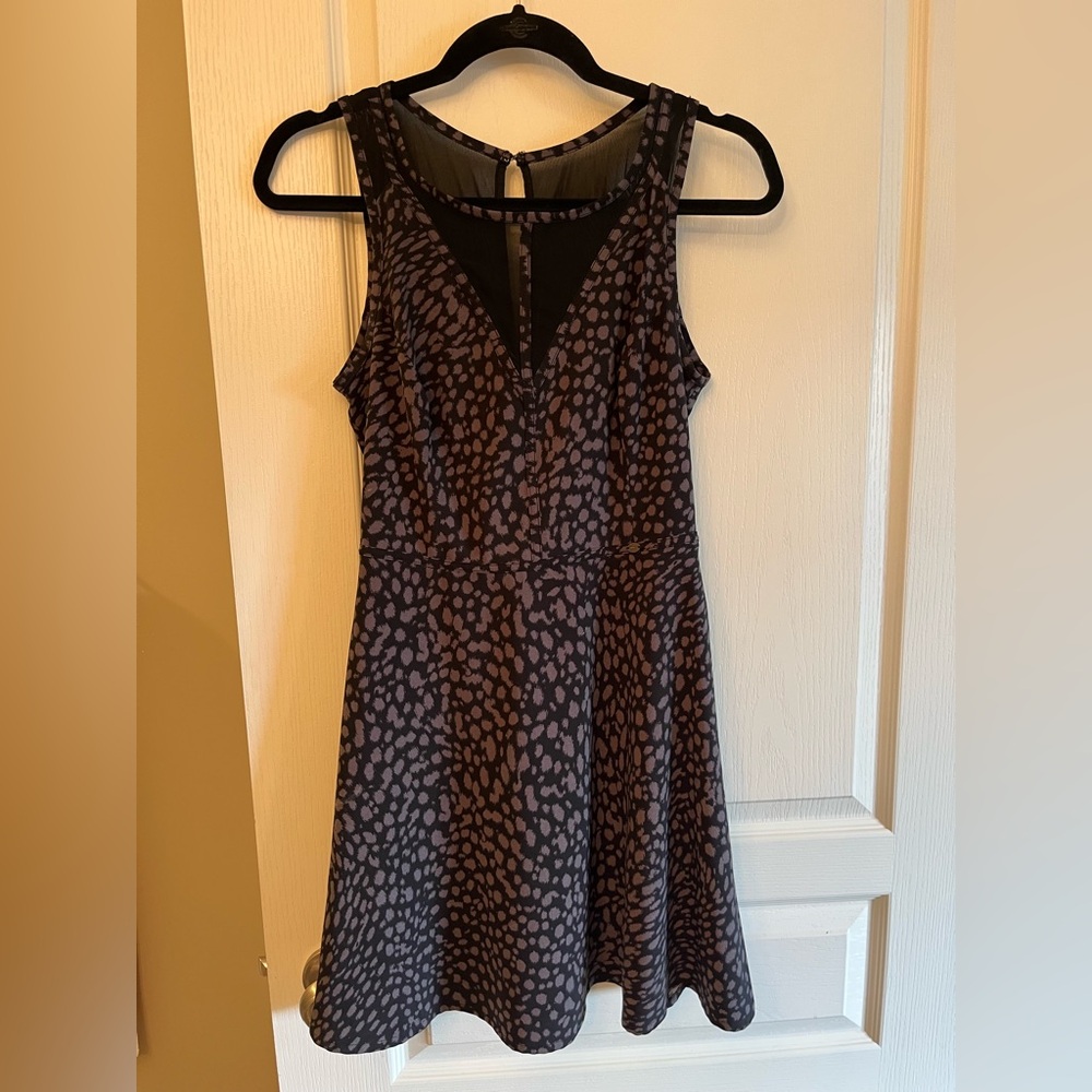 EUC Guess dress